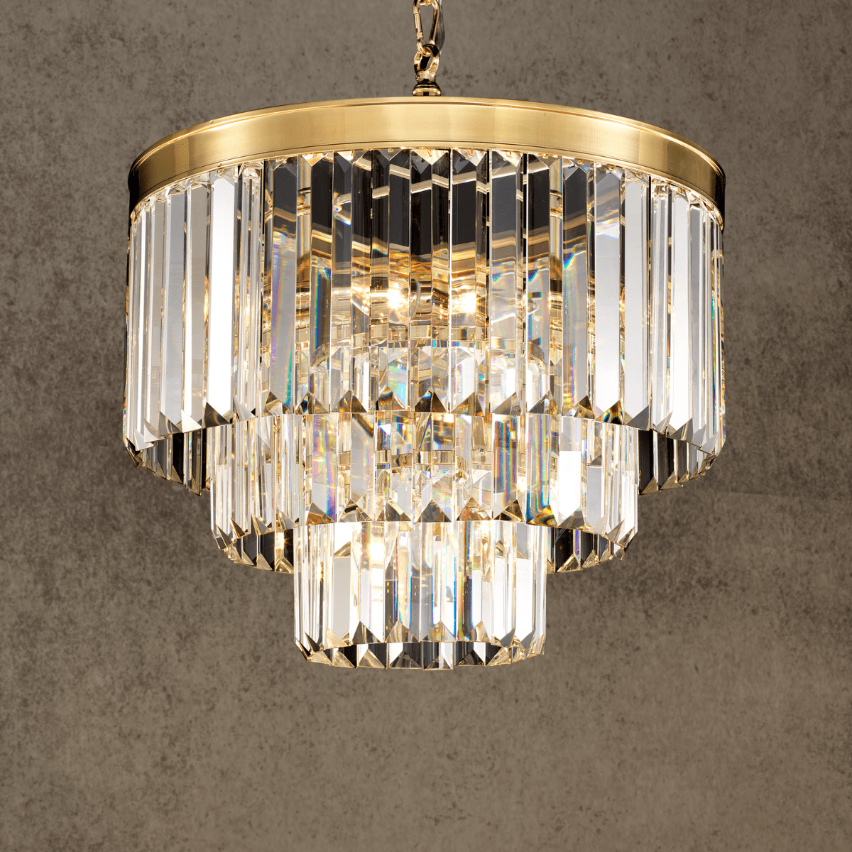 Lustre En Cristal K5 Doré - 8 Bras, Diamètre 70 Cm - Pour Salon, Chambre