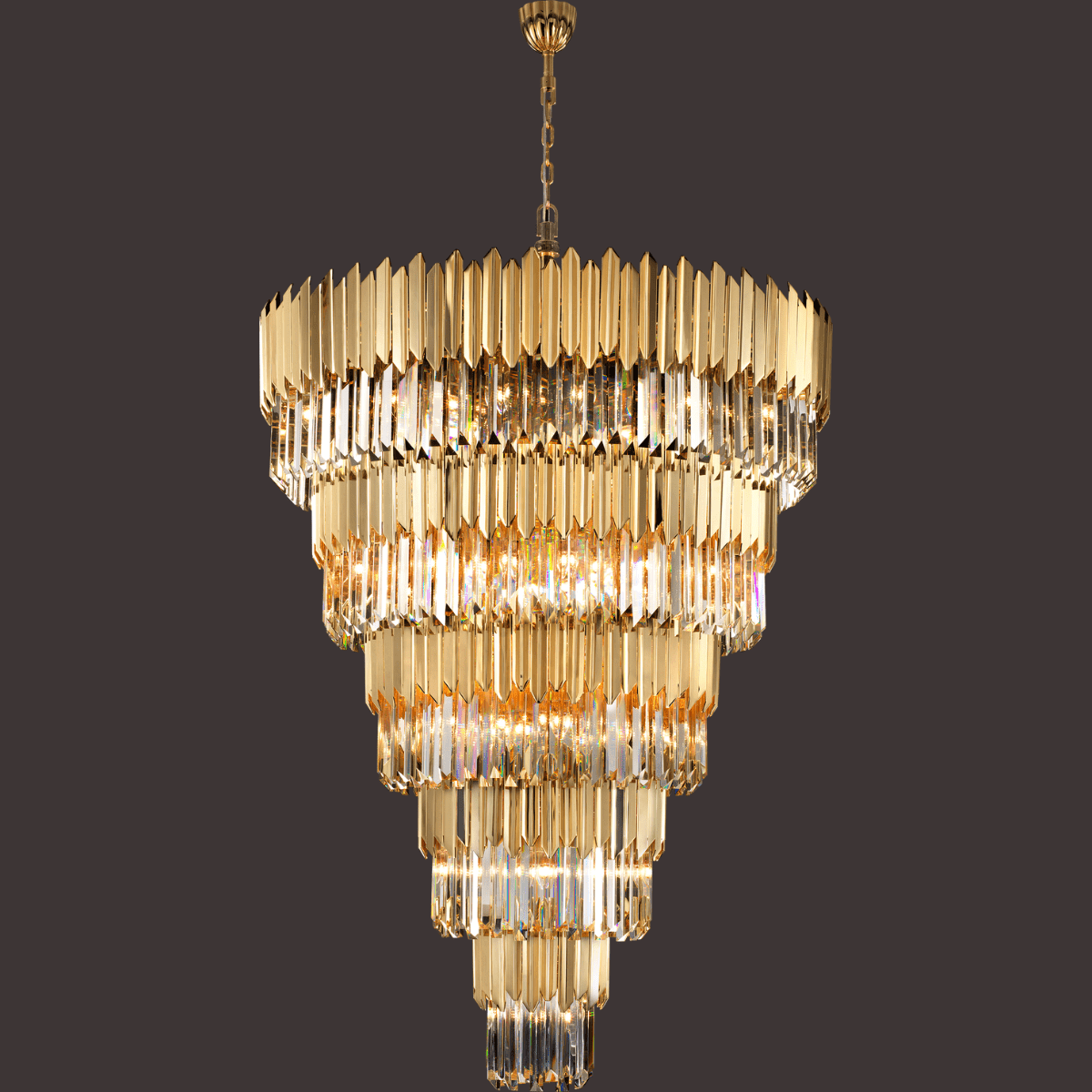 Prachtvolle Kronleuchter