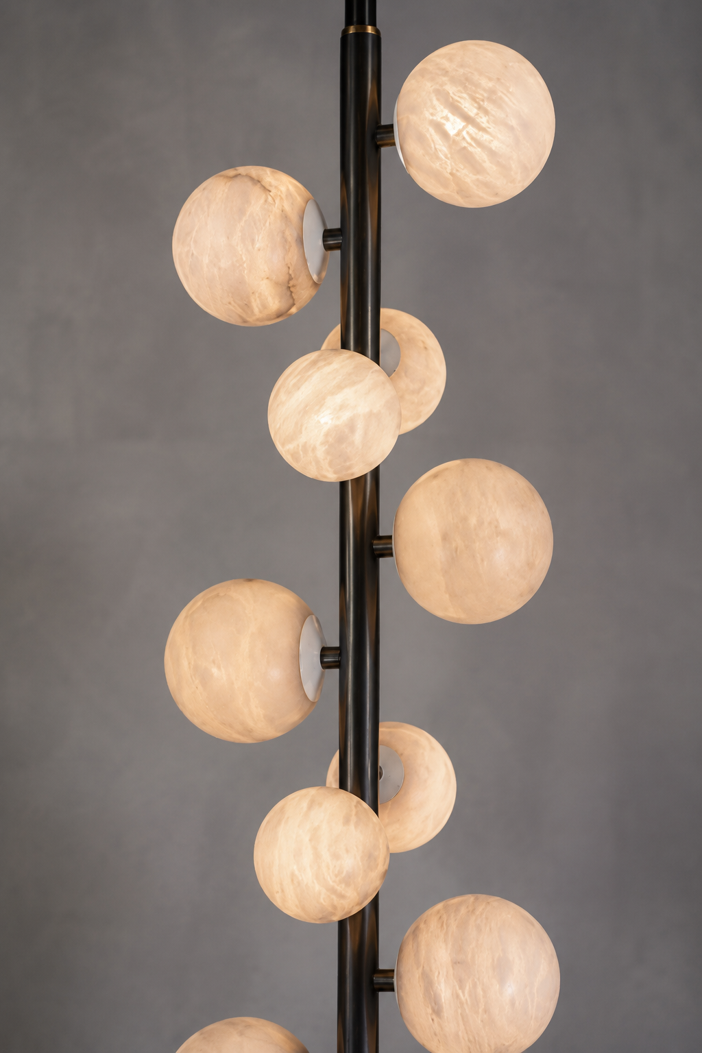 Alabaster Colonna