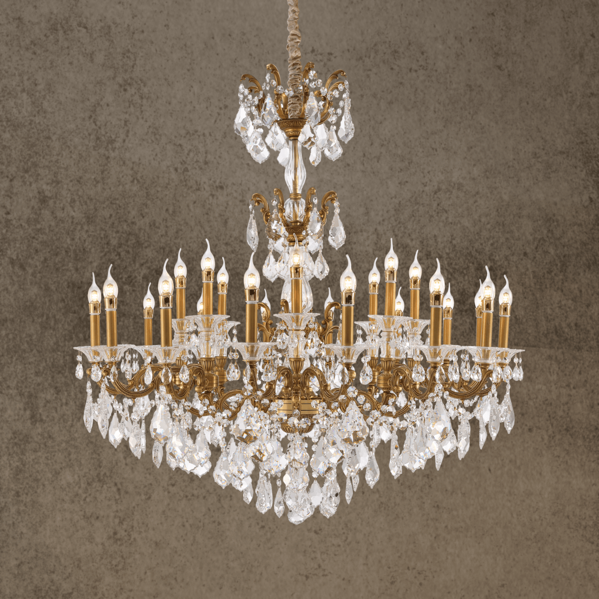 Imperial Grace Regina classic crystal chandelier crafted in bronze-plated copper with Asfour crystal