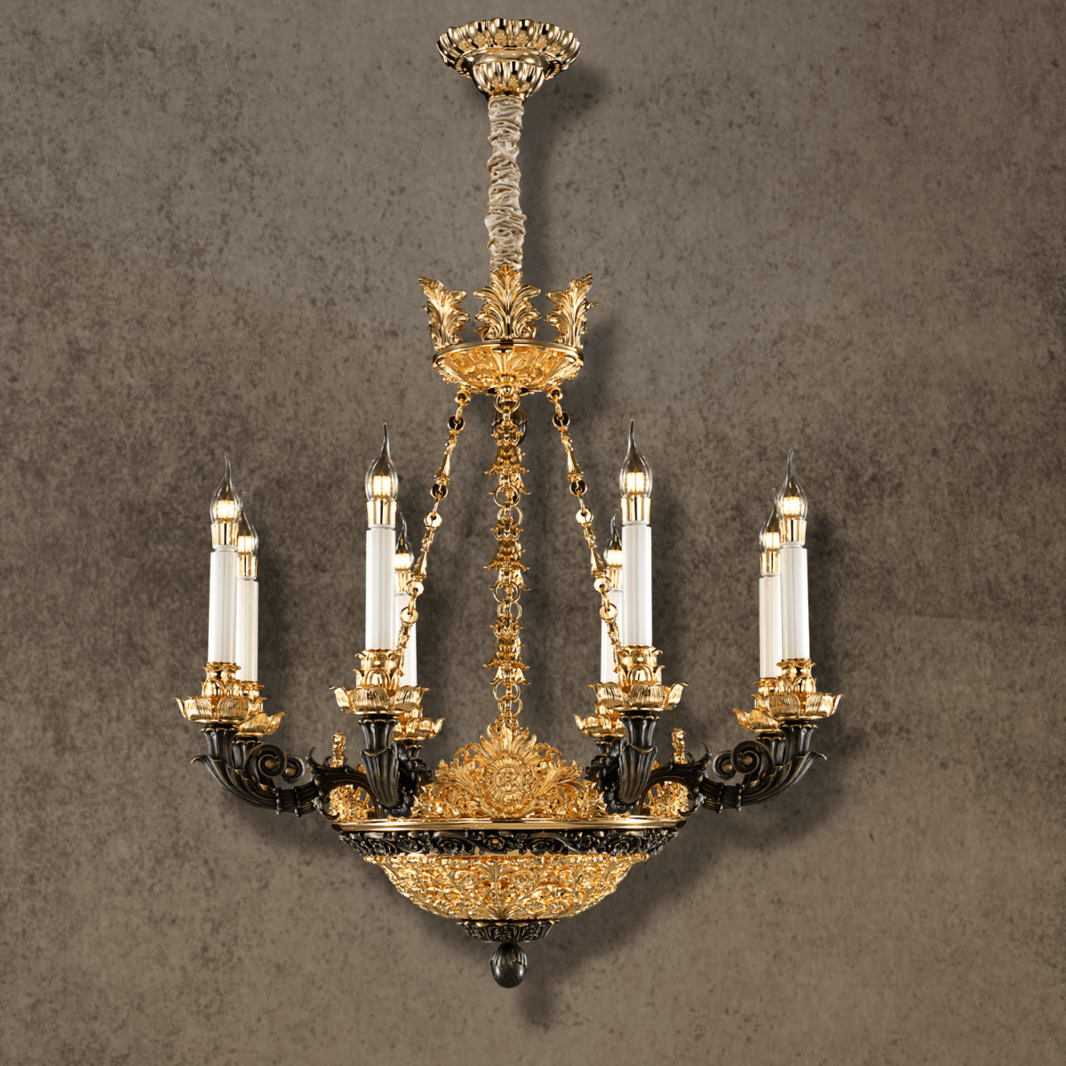 Opéra Noir Élégance 8-light French-style chandelier in matte black and 24K gold-plated copper.